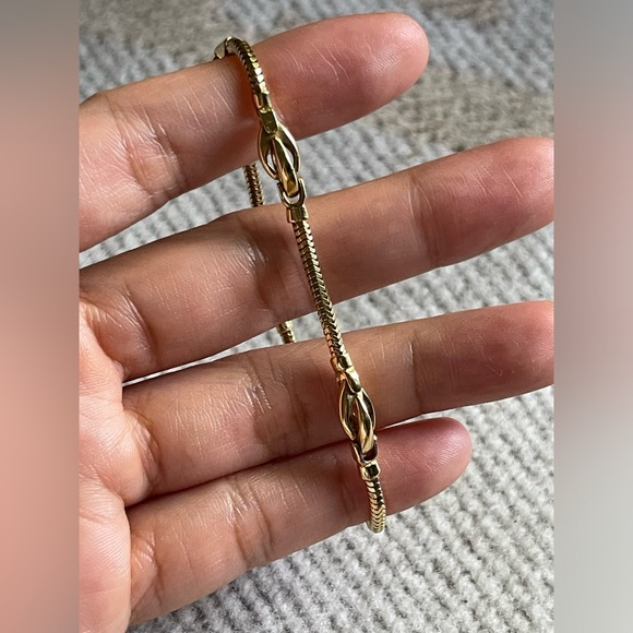 Vintage 14k Solid Gold Bracelet - Picture 6 of 6